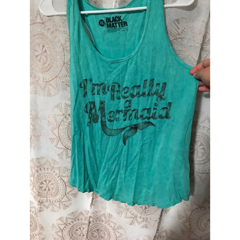 I'm really a mermaid tank